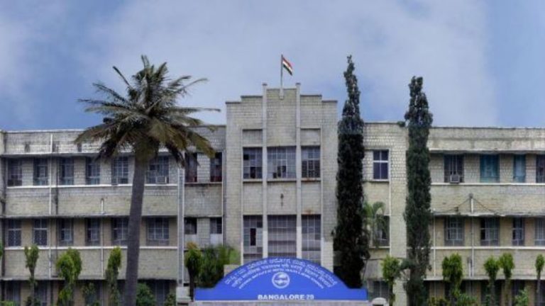 Top 10 B.Sc Nursing Colleges in India | Fees & Ranking