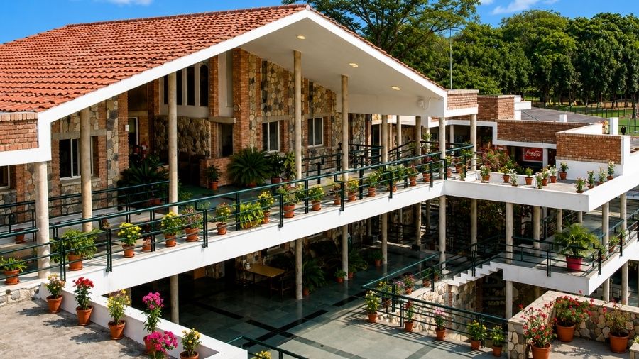 SelaQui International School