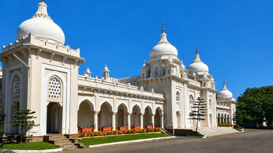The Hyderabad Public School (HPS)