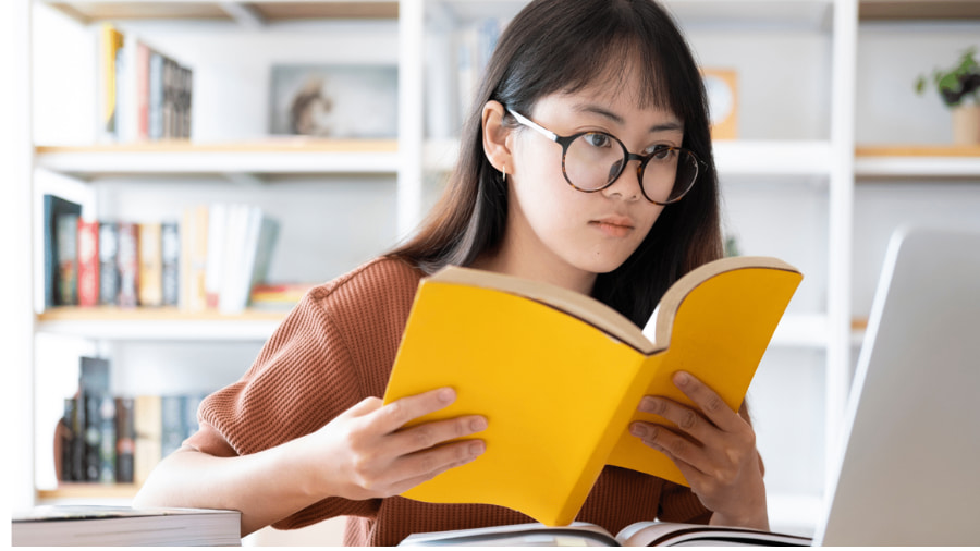 Understanding the Basics: Day School vs Boarding School