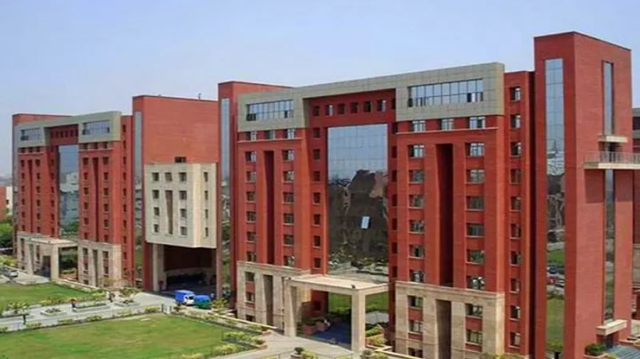 Amity School of Engineering and Technology (ASET), Noida