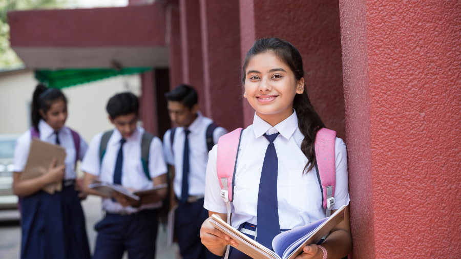 Location & School Campus